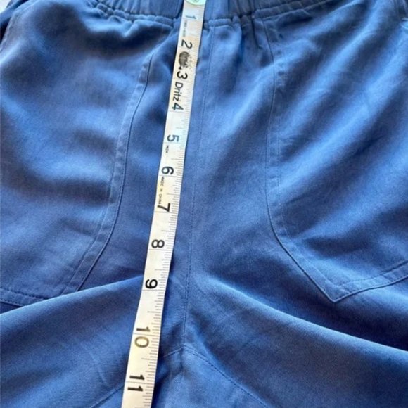 CHICO’S | 100% Silk Ankle Crop Pants - Picture 6 of 8